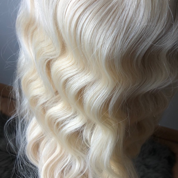 💫 ESA 28” BLONDE BODY WAVY LACE FRONT WIG *NEW* - Picture 9 of 12